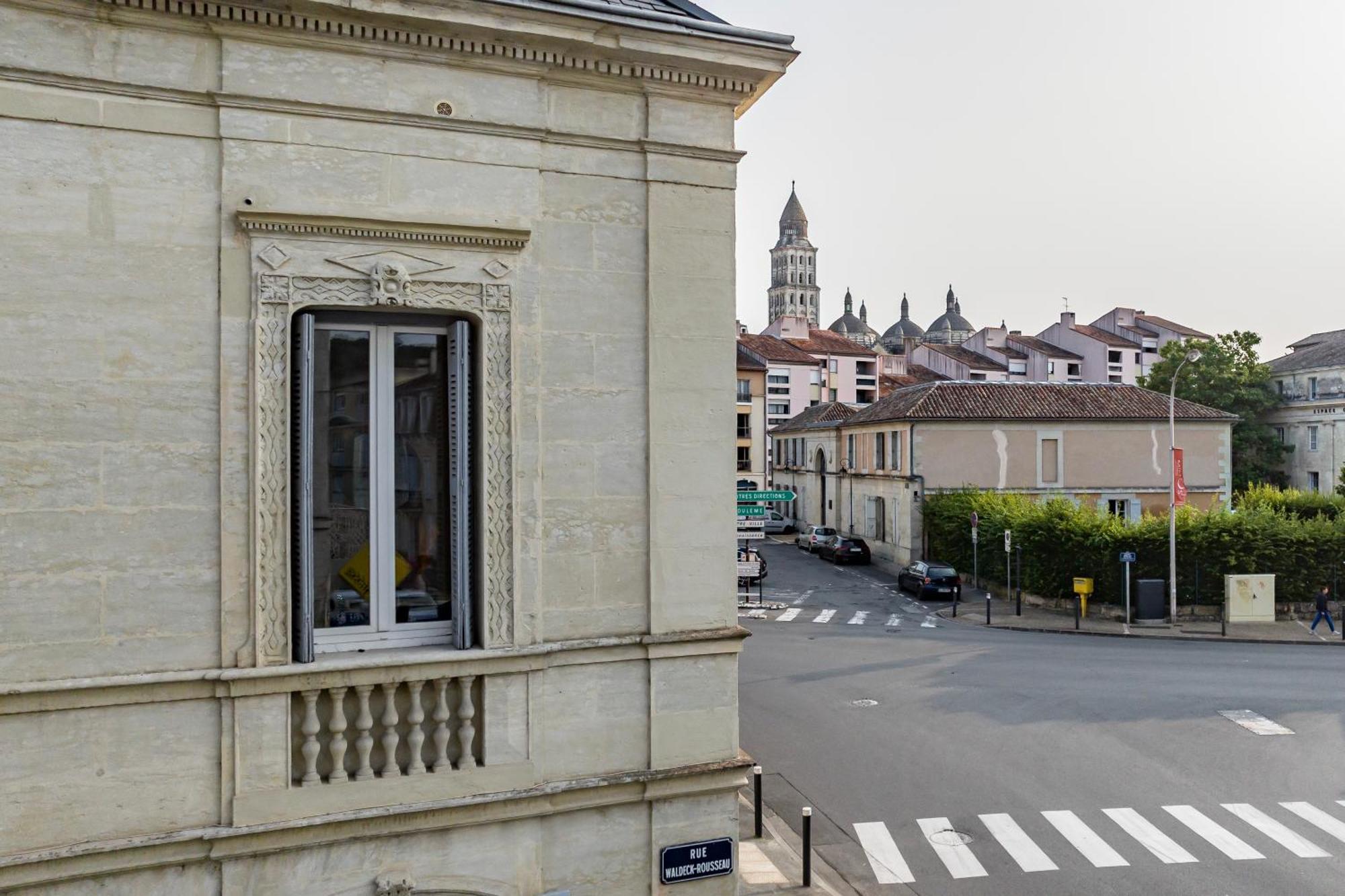 Appartement De Prestige Emeraude 60M2 Perigueux Ngoại thất bức ảnh
