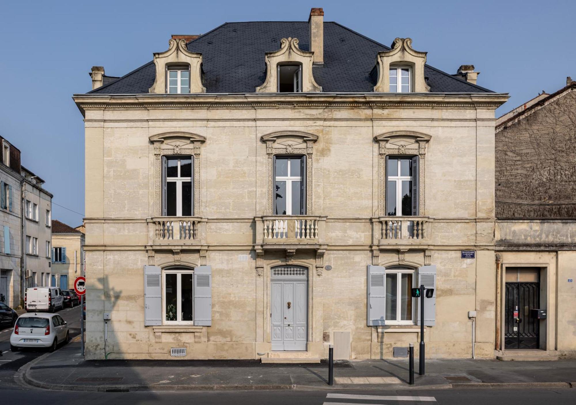 Appartement De Prestige Emeraude 60M2 Perigueux Ngoại thất bức ảnh